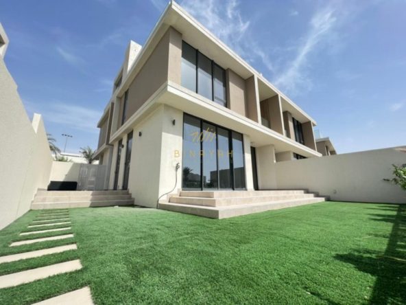 3 Bed| Type TH02| Contemporary Club Villa |